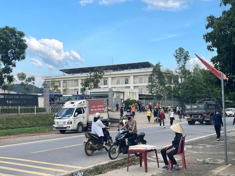 Bán đất + nhà mặt đường QL217B tại Thành Tâm, Thạch Thành - 125m² sẵn nhà cho thuê!