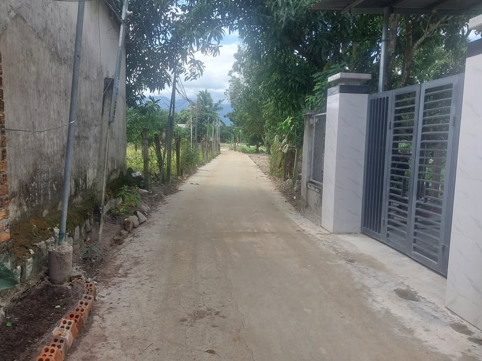 Đất thổ cư Cam Tân 2040m² giá 12 tỷ - Vị trí đắc địa gần Quốc lộ 1A!