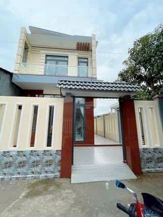 Nhà 1 Lầu Hẻm Ô tô 55 Tôn Đức Thắng, Sóc Trăng 105m² chỉ 2 tỷ - Thiết kế hiện đại, tiện nghi đầy đủ!