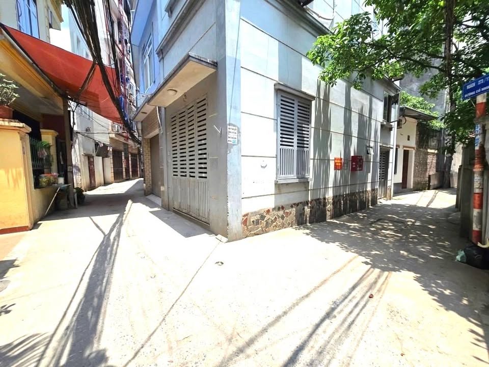 Nhà riêng Cổ Nhuế 75m² giá 13 tỷ - Bán gấp, chủ cần tiền!
