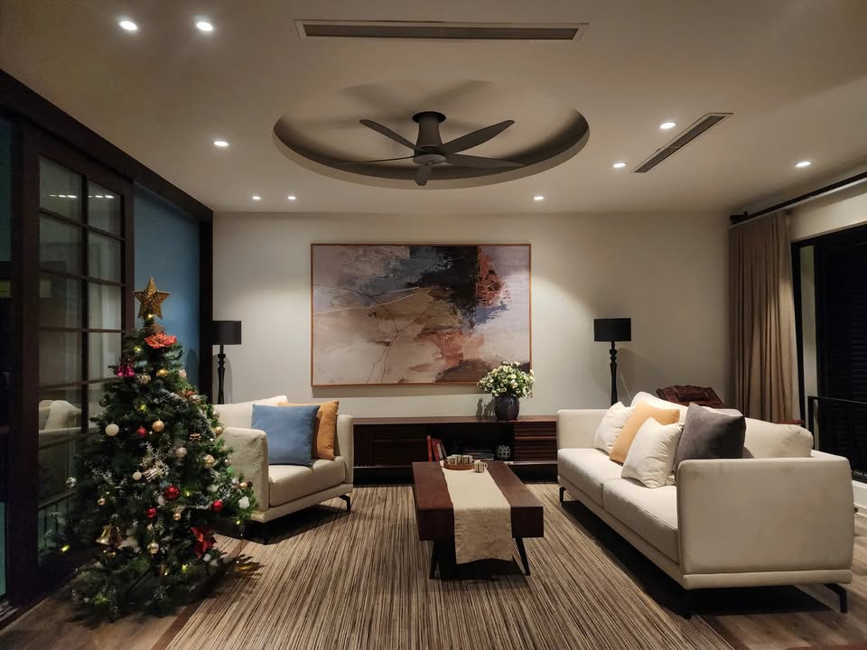 Biệt thự Ngọc Thụy Long Biên 250m² giá 72 triệu - Sân vườn cá koi đẳng cấp!