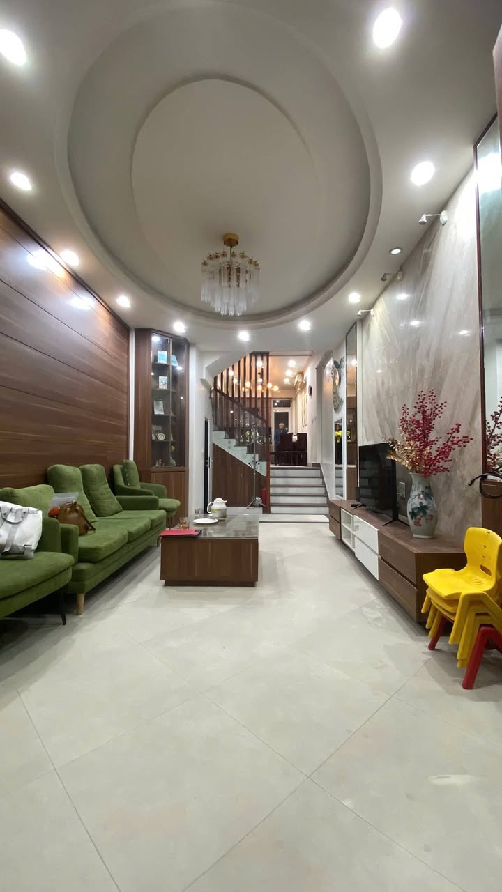 Nhà 4 tầng Phú Mỹ, Nam Từ Liêm 64.6m² giá 14 tỷ - Thiết kế lệch tầng hiện đại!