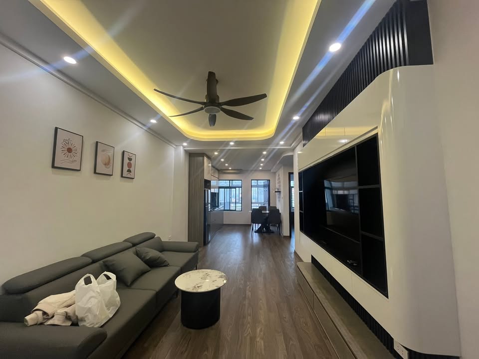 Căn hộ CT9 Định Công 70m² giá 5.85 tỷ - Thiết kế đẹp, full nội thất