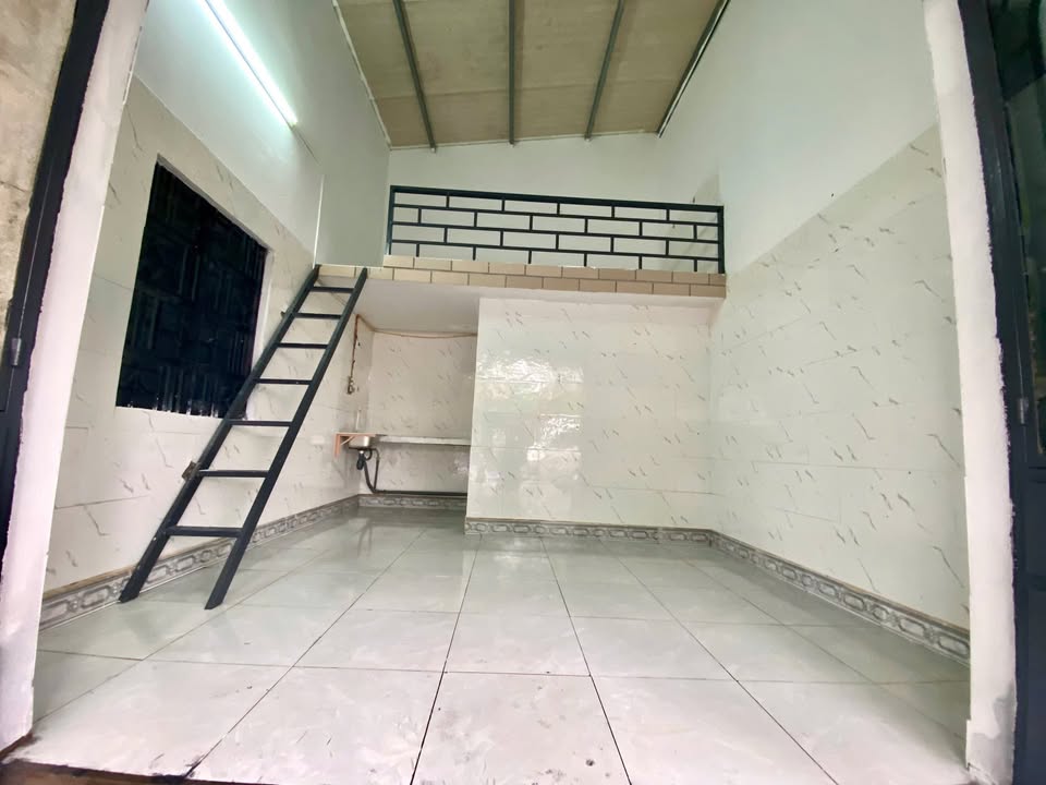 Cho thuê mặt bằng mặt tiền Hồ Tùng Mậu 40m² giá 4.2 triệu - Kinh doanh ngay!