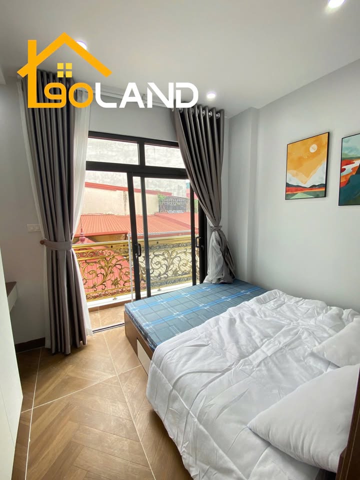 Nhà cho thuê 1 phòng 1 khách ngõ 255 Nguyễn Khang 25m² - Phòng đẹp, đầy đủ nội thất!