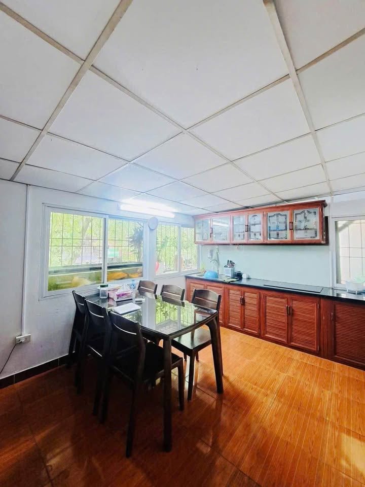 Căn hộ tập thể Thành Công, Ba Đình 90m² - Sổ đỏ chính chủ, giao dịch ngay!