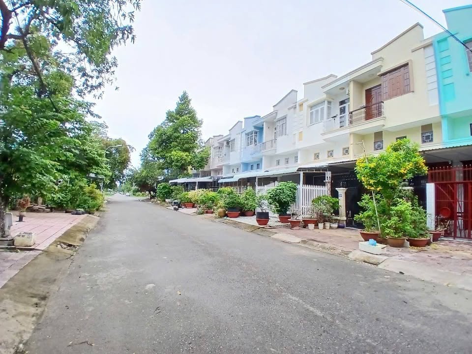 Nhà đẹp tại KDC 586 - Phú Thứ, Cái Răng, Cần Thơ 125m² giá 4.5 tỷ - Kinh doanh thuận lợi!