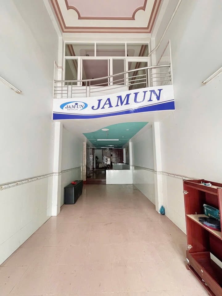 Nhà cho thuê mặt tiền Lý Tự Trọng, Cần Thơ 126m² - Giá siêu hấp dẫn!