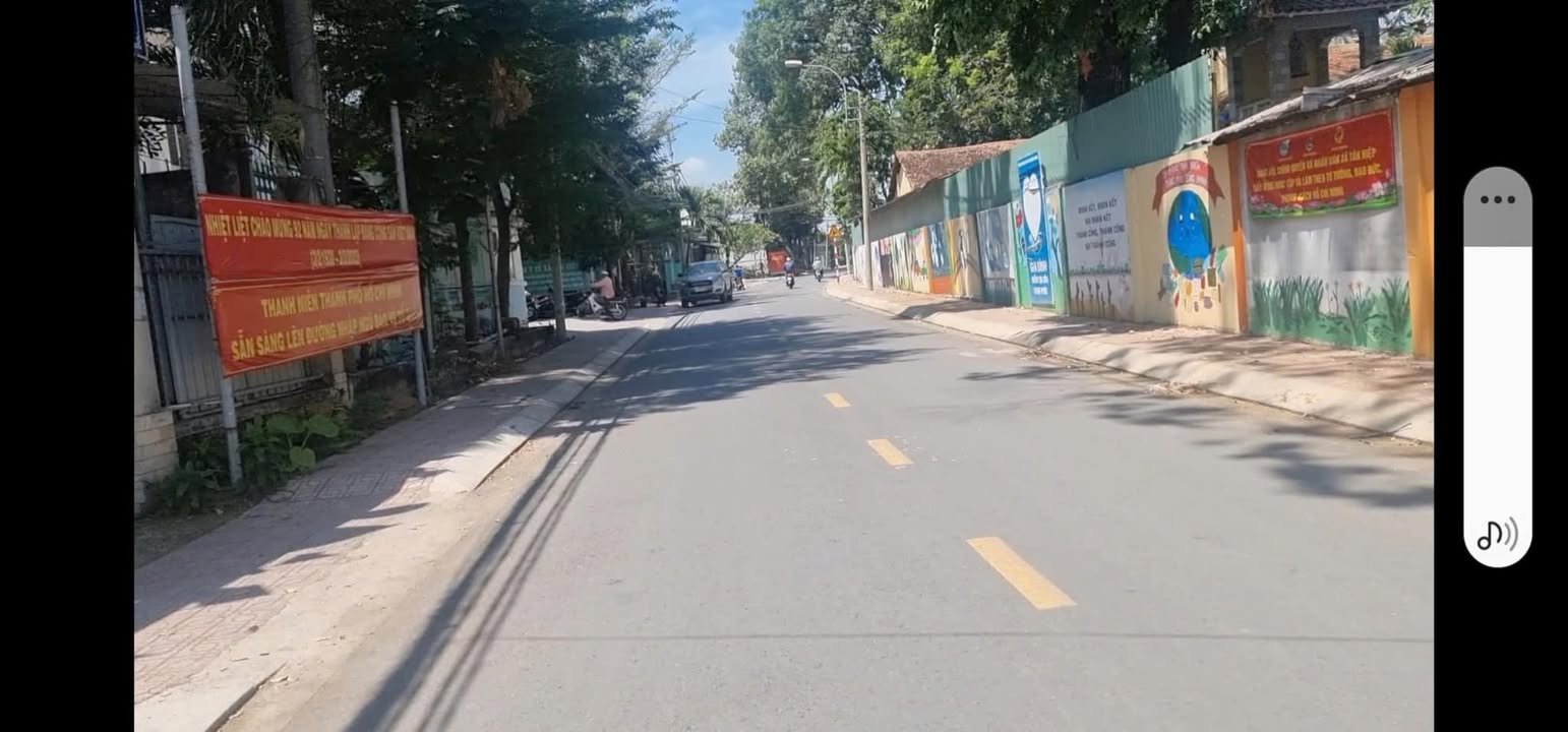 Nhà cấp 4 mặt tiền đường Tân Hiệp, Hóc Môn 120m² giá 5 tỷ - Vị trí kinh doanh đắc địa!