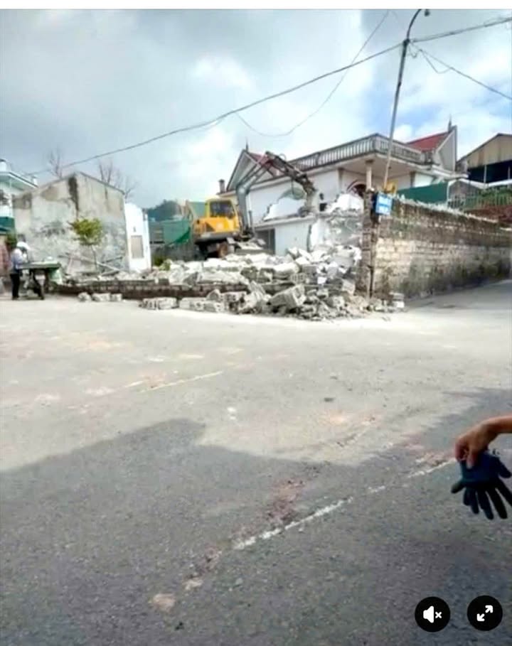 Đất nền Cẩm Phú 60m² giá 700 triệu - Ô góc hai mặt tiền, hướng Nam và Tây!