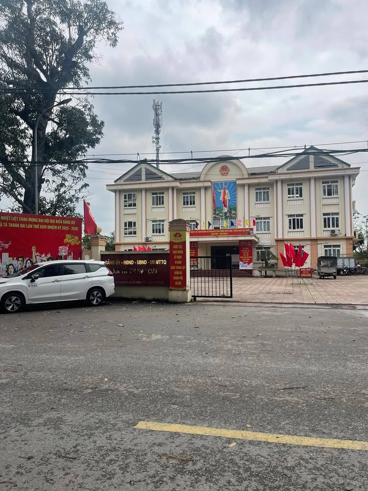 Nhà mặt đường Tả Thanh Oai 40m² giá 950 triệu - Kinh doanh sầm uất ngay!