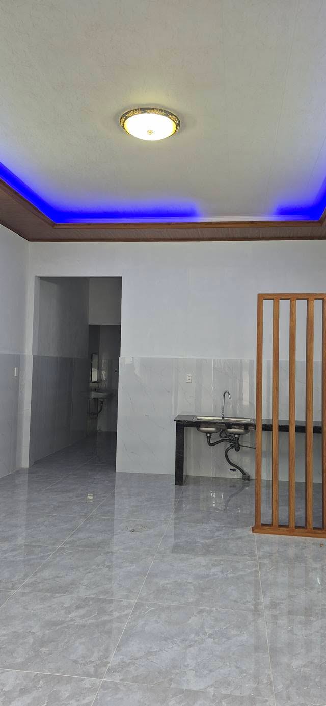 Nhà phố Kiệt 264 Hoàng Văn Thái 73m² giá 1.1 tỷ - Hướng Đông, thương lượng tốt!