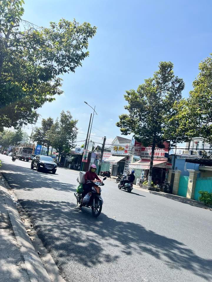 Mặt tiền kinh doanh Lê Hồng Phong, Tân Đông Hiệp, 145m² giá 8 tỷ - Đầu tư sinh lời ngay!