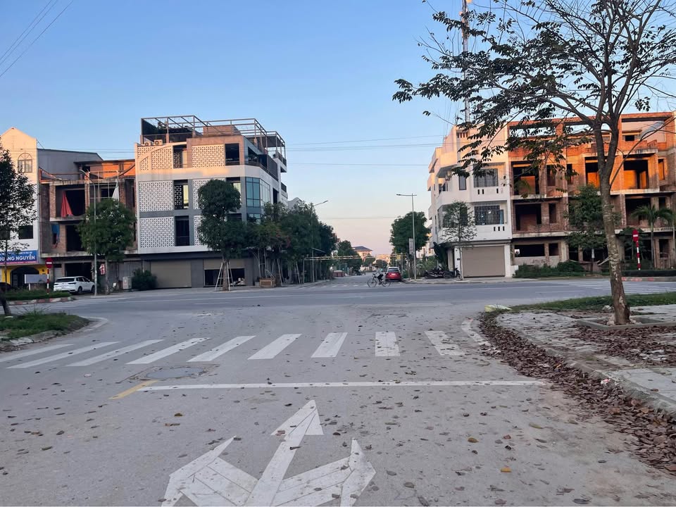 Nhà 3 tầng khu đô thị mới Núi Long, Thanh Hóa 80m² - Không gian thoáng đãng, dân cư văn minh