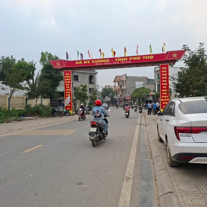 Nhà 2 tầng khu 5 Thanh Đình 122m² giá 2 tỷ - Thiết kế hiện đại, sẵn sàng ở ngay!