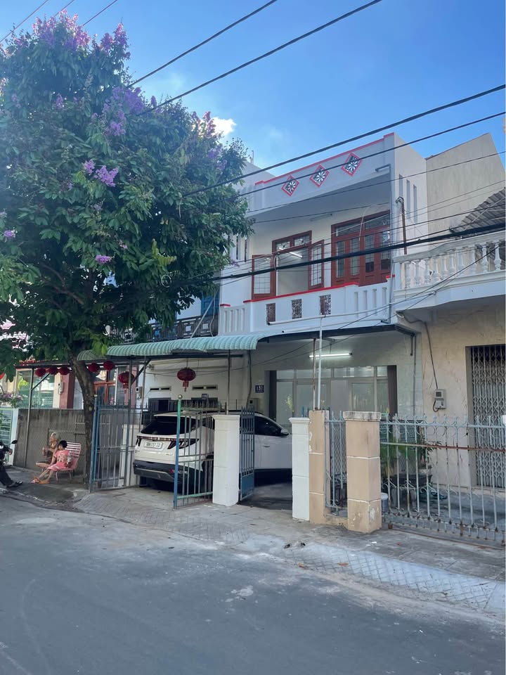 Nhà mặt tiền 131 Hàm Nghi, Tuy Hòa 85m² giá 3.89 tỷ - Giảm giá 300 triệu!