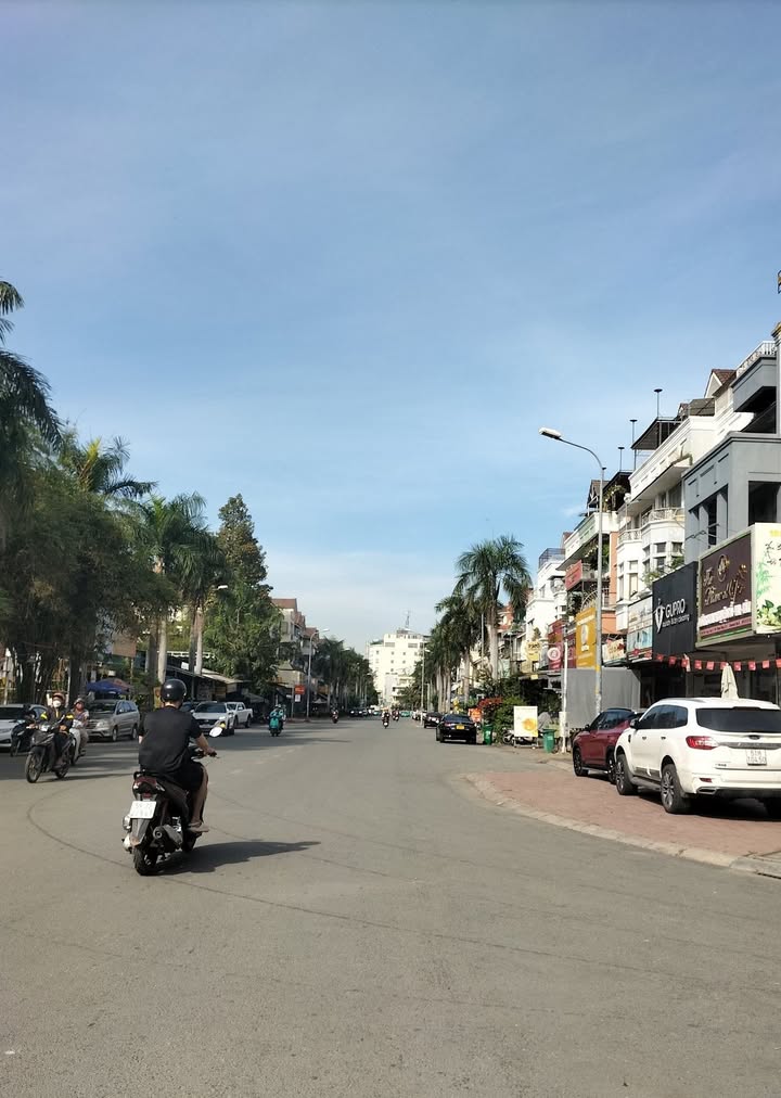 Nhà phố KDC Nam Long, quận 7, 60m² giá 9 tỷ - Đầu tư sinh lời ngay!