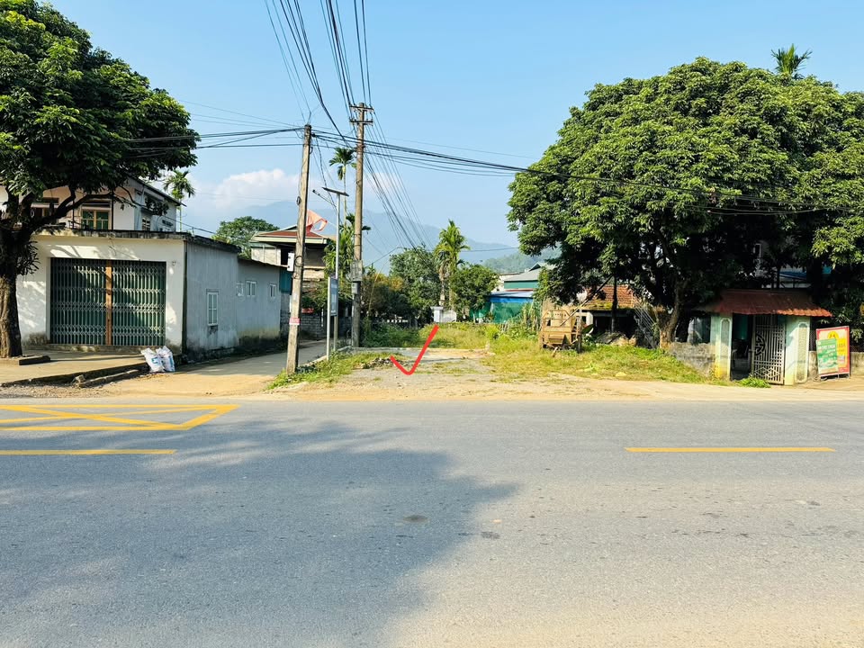 Đất nền lô góc 2 mặt tiền đường 12B, Kim Bôi, Hòa Bình - Diện tích 151m², giá chỉ 1 tỷ!