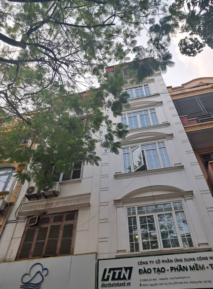 Nhà mặt phố Nguyễn Cảnh Dị, Định Công, 54m², giá 30 tỷ - Đầu tư sinh lời cao!