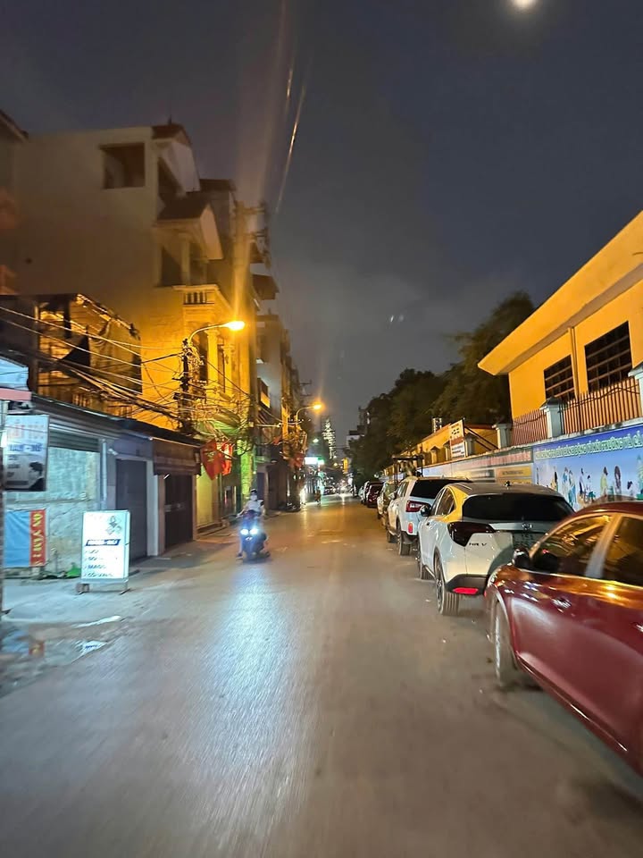 Bán Nhà Mặt Đường Nguyễn Tường Loan, Lê Chân 112m² giá 7.8 tỷ - Kinh doanh đắc địa!