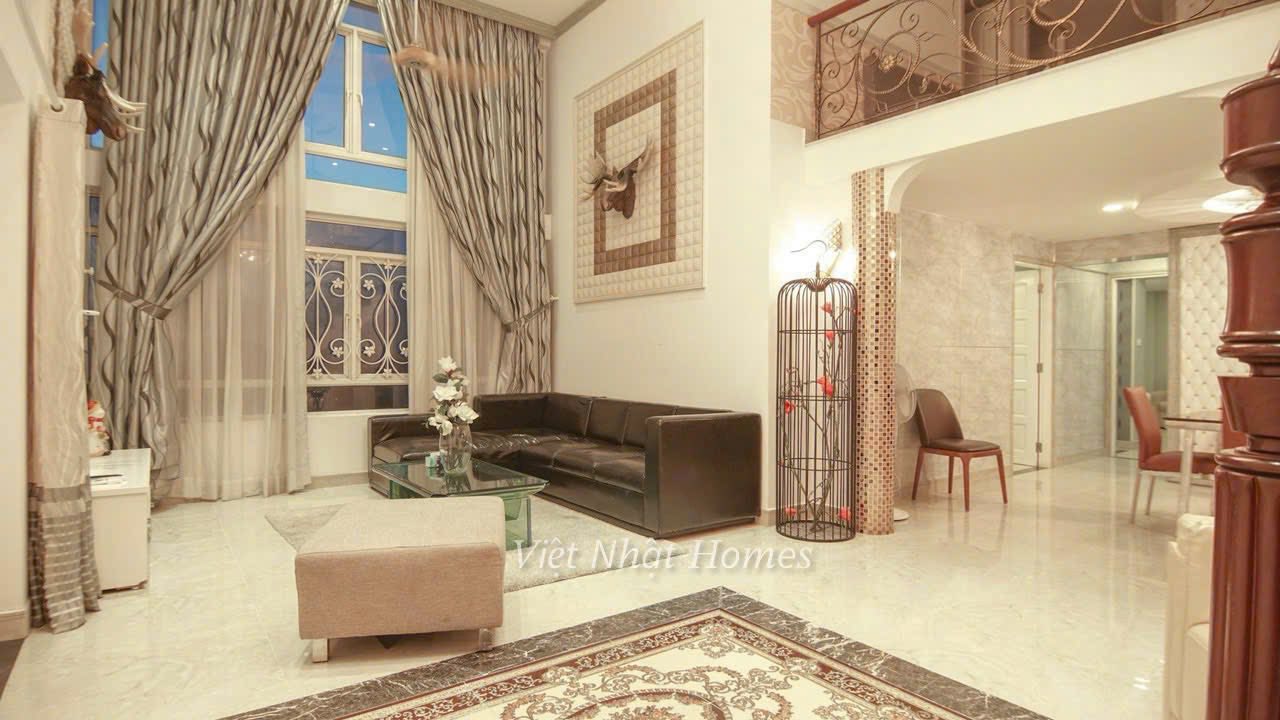 Penthouse Phú Hoàng Anh Quận 7 350m² - Sân vườn riêng mát mẻ!