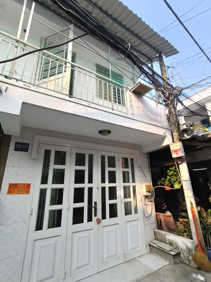 Nhà bán hẻm Hương Quê, QL 50, 22m² giá 1.6 tỷ - Sổ hồng đầy đủ!