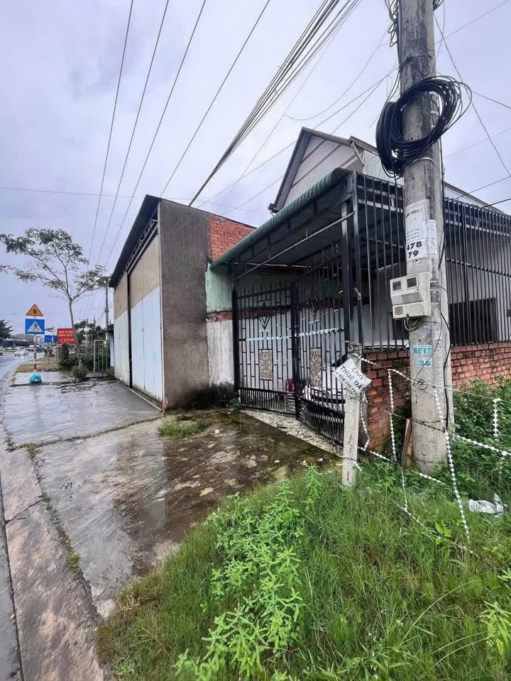 Nhà mặt tiền Quốc lộ 20 Lộc Nga 108m² giá 2.9 tỷ - Cơ hội đầu tư sinh lời!