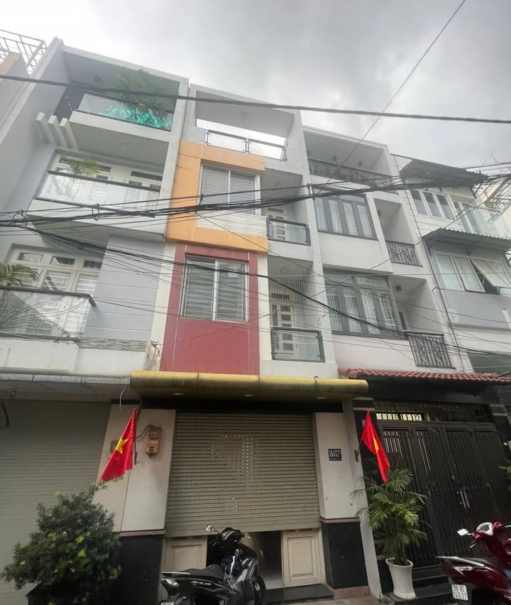Nhà phố Hoàng Hoa Thám Bình Thạnh 52m² giá 10.18 tỷ - Cơ hội vàng cuối cùng!
