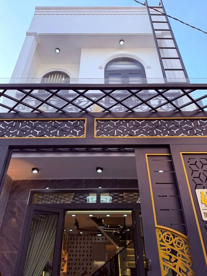 Nhà phố 2 mặt tiền đường Thống Nhất, Quận Gò Vấp 60m² giá 5.3 tỷ - Full nội thất cao cấp!