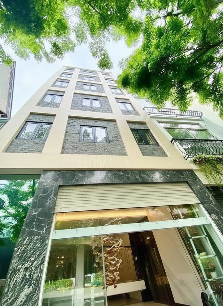 Nhà phố hiện đại Cổ Nhuế 75m² giá 13.8 tỷ - Không gian sống lý tưởng!