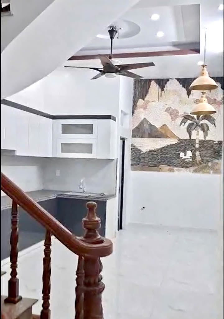 Nhà 4 tầng đường Thiên Lôi, Lê Chân 45m² giá 4 tỷ - Ô tô đỗ cửa ngay!