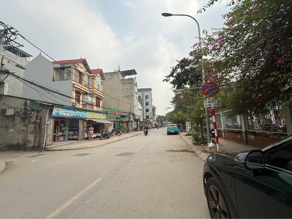 Nhà 4 tầng ngõ 193 Phú Diễn 54m² giá thỏa thuận - Vị trí đắc địa gần trường học