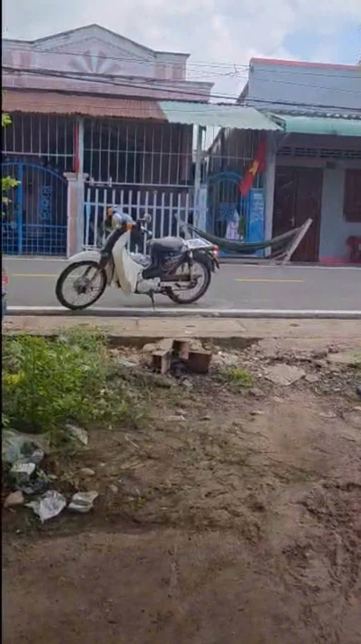 Đất nền mặt tiền Lộc An, Đất Đỏ 120m² giá 2.35 tỷ - Gần biển chỉ 5 phút đi bộ!