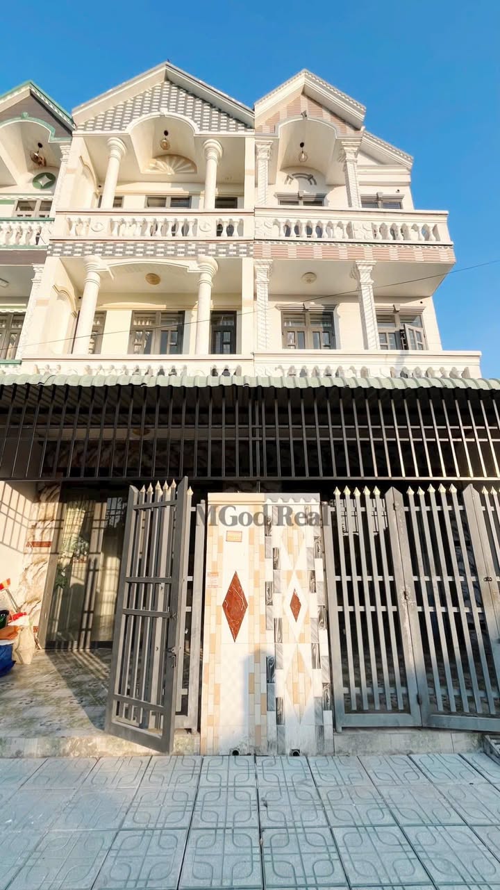 Nhà 3 tầng Mỹ Hạnh Nam, 112m² giá chỉ 2.6 tỷ - Cơ hội vàng cho bạn!