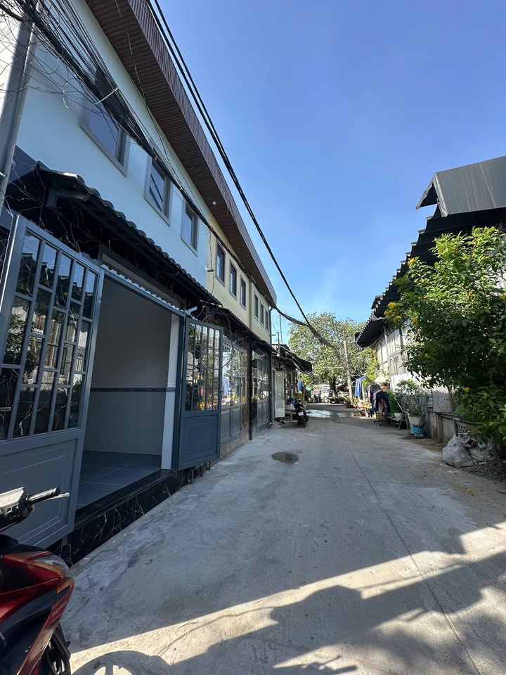 Nhà mới 100% tại Phạm Hùng, diện tích 36m², giá 2.3 tỷ - Đón Tết ngay!