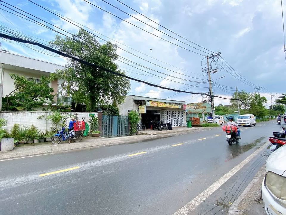 Bán lô góc đất Tam Bình 300m² giá 9.1 tỷ - Đầu tư sinh lời nhanh chóng!