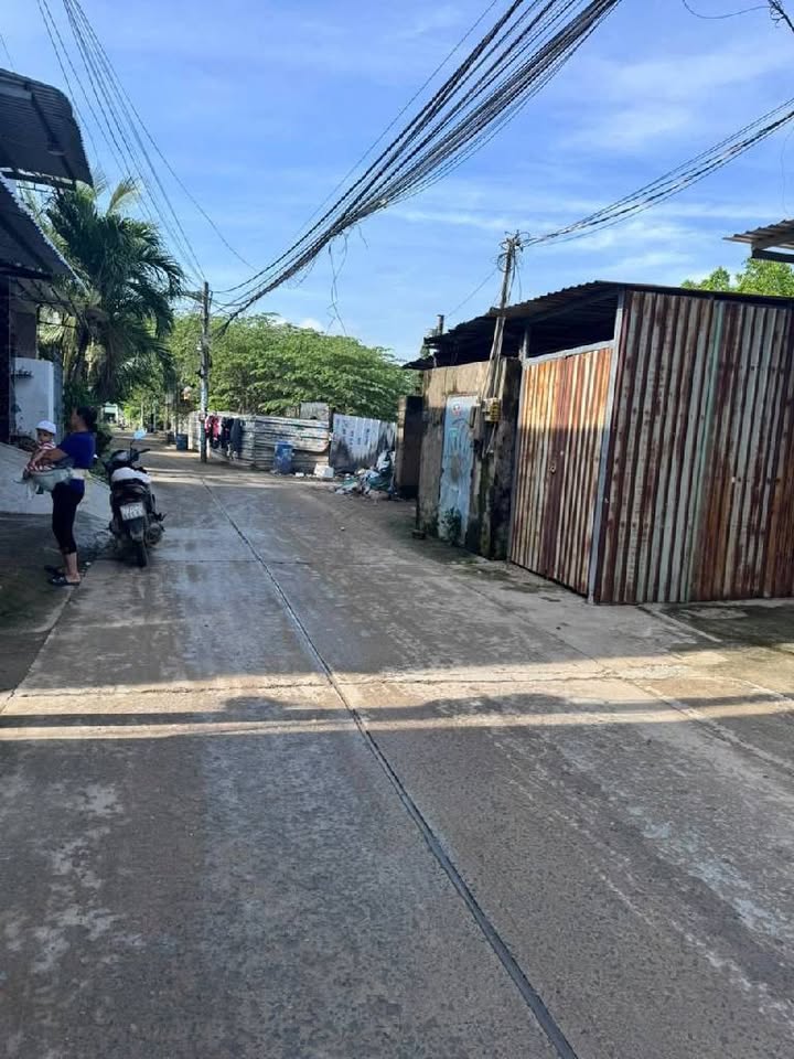 Đất nền 272m² Tân Vĩnh Lộc Bình Chánh giá chỉ 3.85 tỷ - Sổ đỏ riêng chính chủ!