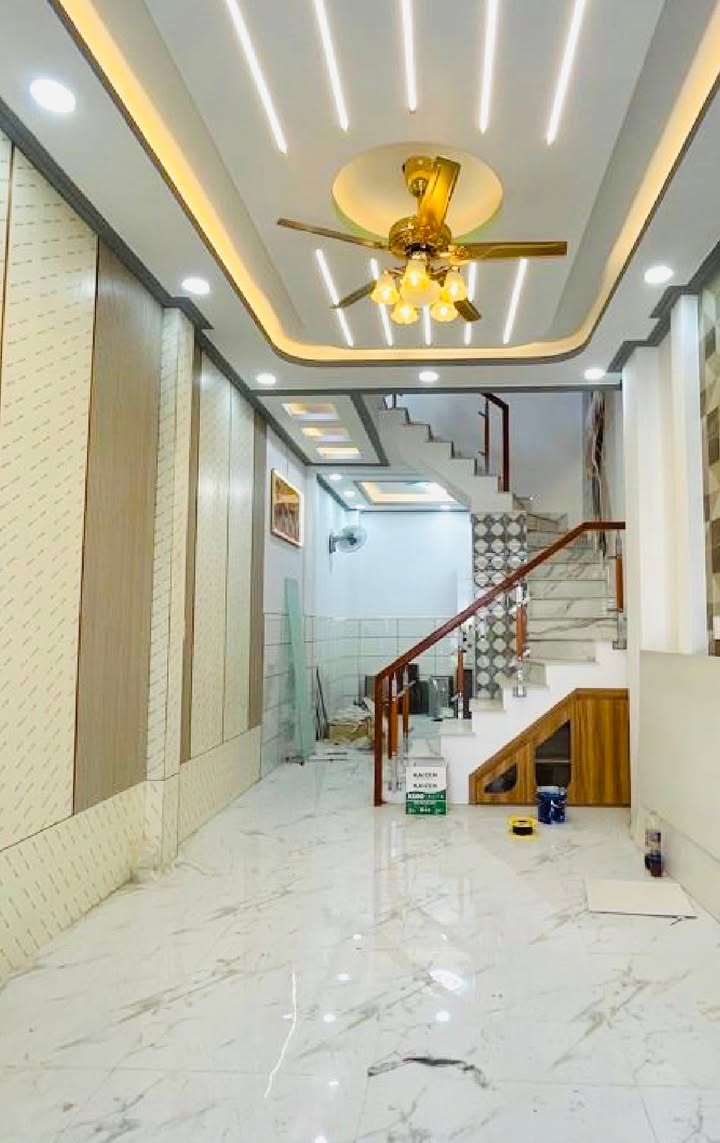 Nhà đẹp Võ Văn Kiệt, Quận 6, 55m² giá 5 tỷ - Thiết kế hiện đại, sẵn sàng ở ngay!