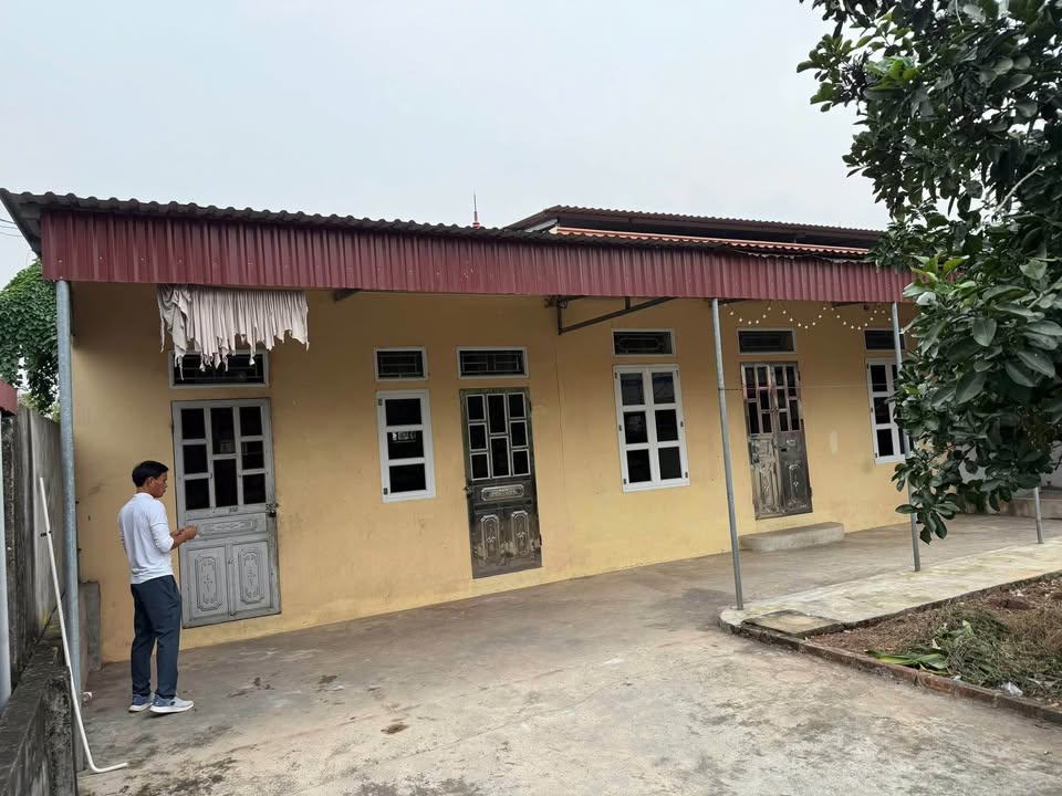 Nhà bán Nghĩa Trung 161m² giá 1.07 tỷ - Nhà vườn thoáng mát, gần chợ