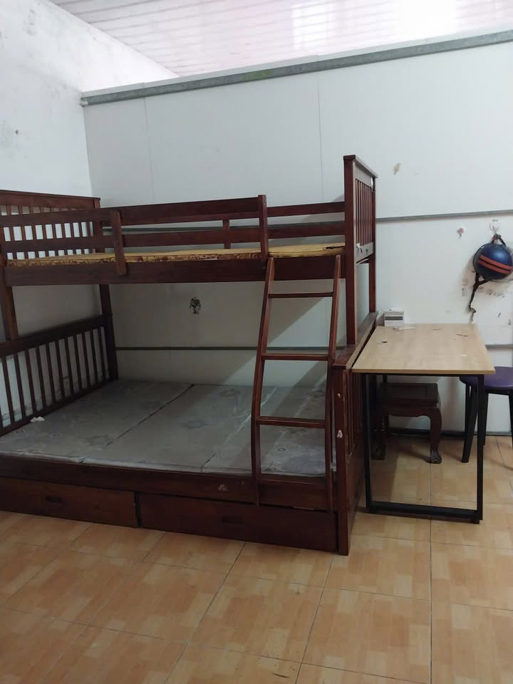 Nhà cho thuê Ngõ 1, Đại Đồng 50m² giá 4.5 triệu - Phù hợp với gia đình hoặc sinh viên!