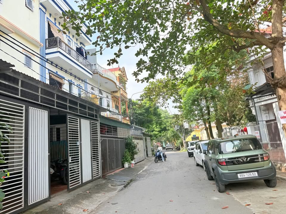 Nhà Liên Bảo Vĩnh Yên 90m² giá 6 tỷ - Sẵn sàng chuyển nhượng!