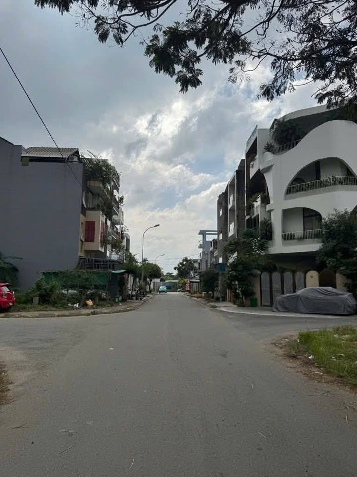 Lô đất góc 2 mặt tiền 185m² CC Avenue, Thủ Đức - Đầu tư sinh lời chỉ 16 tỷ