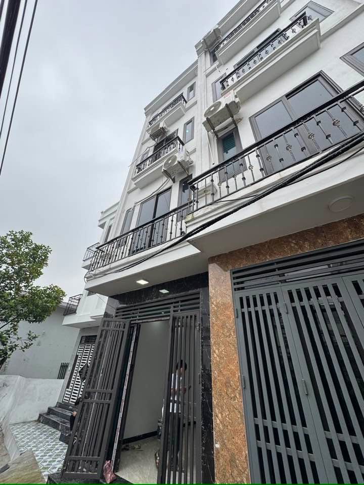 Nhà 4 tầng Tả Thanh Oai 35m² giá chỉ 4.5 tỷ - Không gian sống lý tưởng!