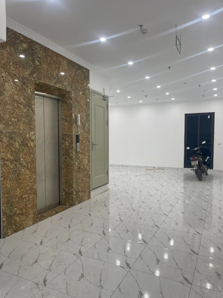 Chung cư mini Vĩnh Ninh - Vĩnh Quỳnh 90m² giá 10 tỷ - Dòng tiền ổn định ngay hôm nay!