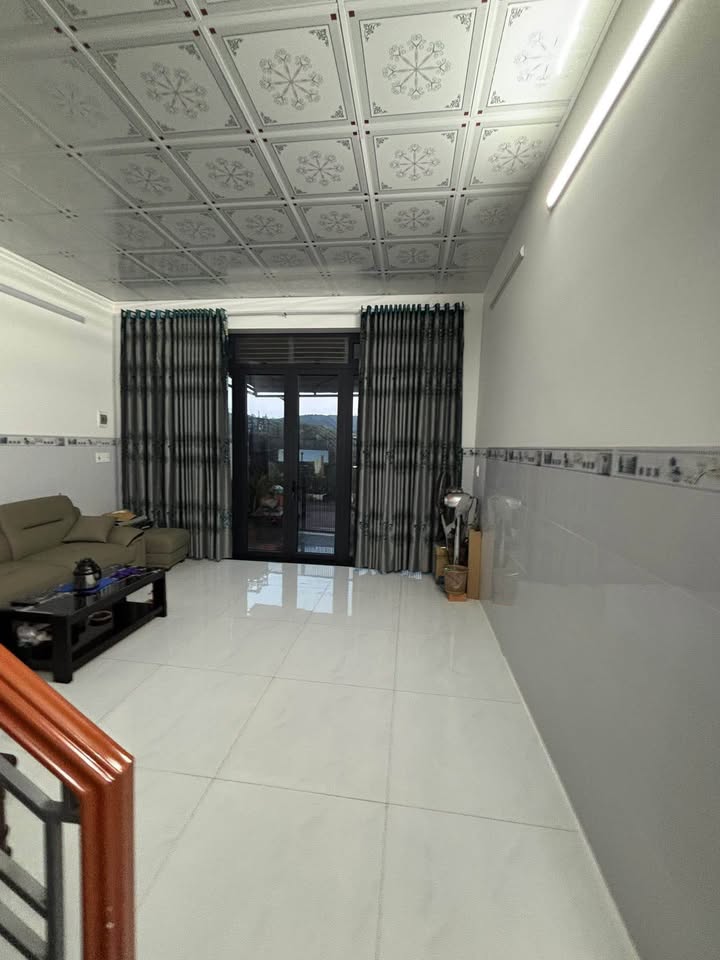 Nhà mới xây mặt tiền Tô Hiến Thành, Đức Trọng 120,5m² giá 3,85 tỷ - Chính chủ thương lượng!