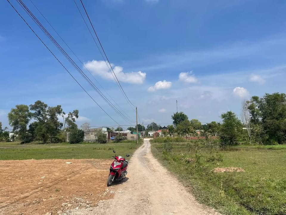 Đất nền thổ cư Nhơn Trạch 114m² giá 1.5 tỷ - Đường xe hơi tận đất!