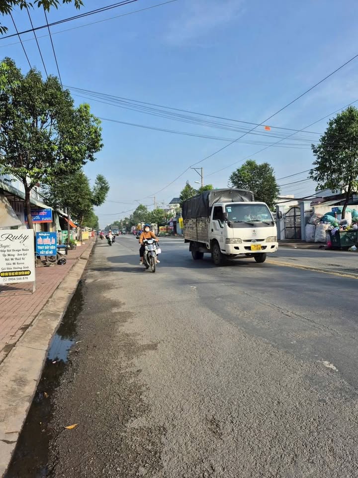 Đất nền Bến Lức 125m² giá 1.75 tỷ - Đầy đủ tiện ích, giao thông thuận lợi!