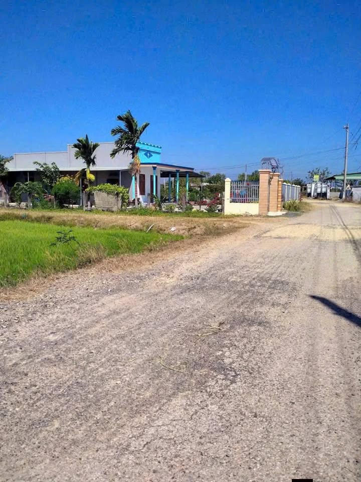 Đất nền Hàm Liêm 1080m² giá 1.5 tỷ - Mặt tiền đường nhựa, cơ hội đầu tư sinh lời!