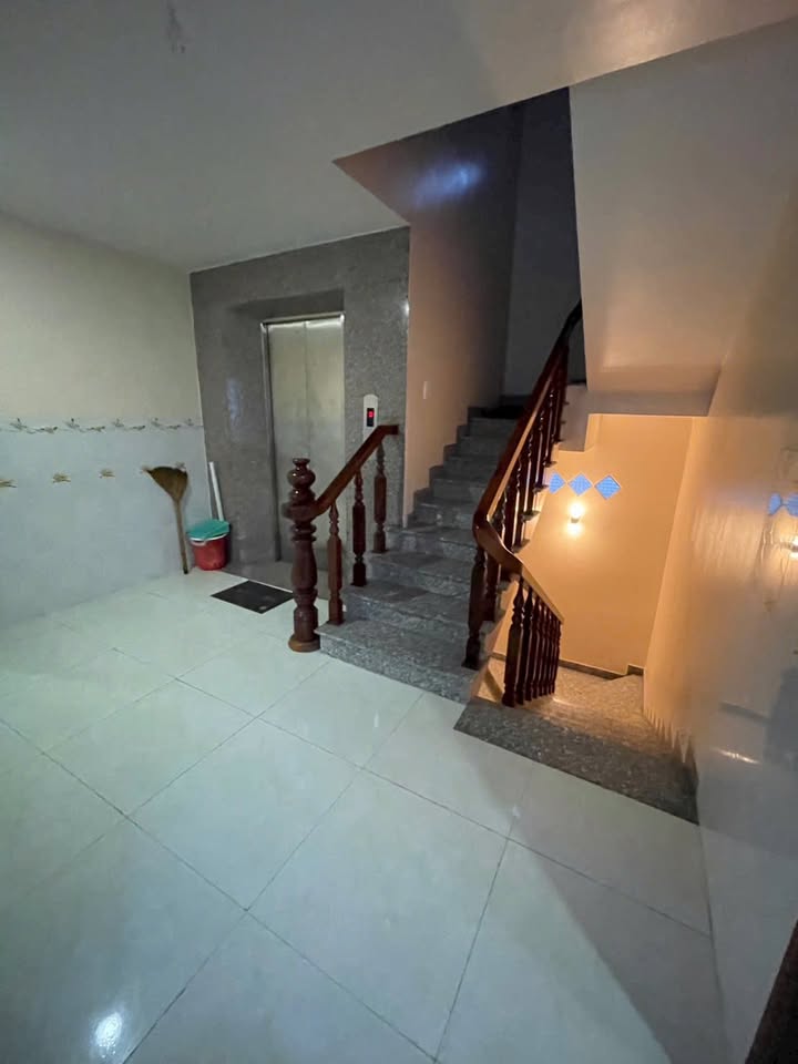 Cho thuê shophouse mặt tiền Phước Long, Nha Trang - 6 tầng, giá chỉ 35 triệu/tháng!