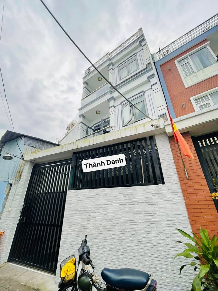 Nhà đẹp Nguyễn Văn Quỳ, Phú Thuận, Q7 - 105m² giá 8.9 tỷ - Đầu tư sinh lời ổn định!